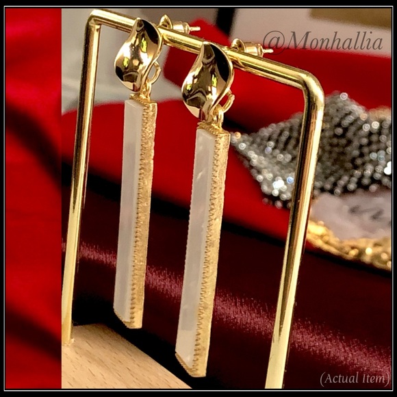 New Gold statement mod geometric mother of pearl opal Abalone shell bar earrings - Picture 3 of 6